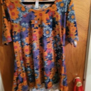 Lularoe Perfect Tee size Xl